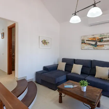 Holiday home Casa Llamedos *